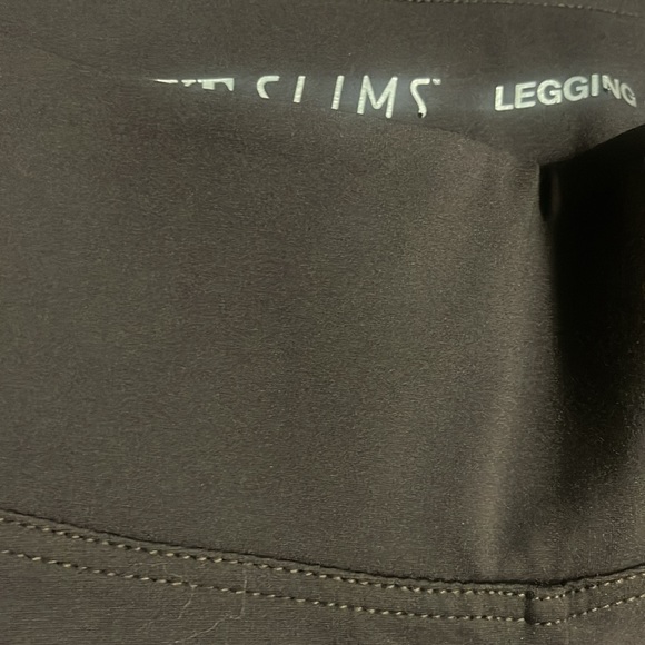 Luxe Slims capri length leggings with wide waistband. Size Petite S. Never worn. - Picture 2 of 7